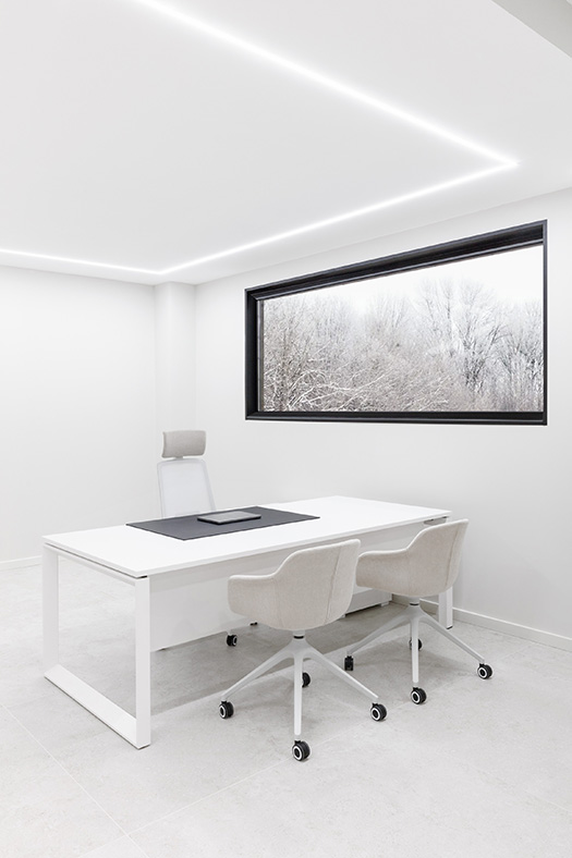 Serie Star Mobel Línea - mesa dirección cristal vista 1 - Samper Croissier